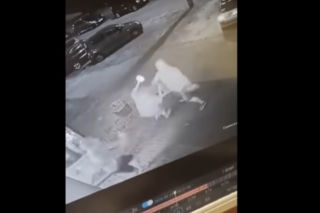 Za sprawcą BRUTALNEGO POBICIA EKSPEDIENTKI Żabki w Radomiu sąd wydał Europejski Nakaz Aresztowania!