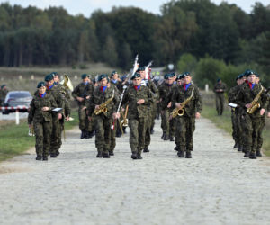 UROCZYSTOSC PRZEKAZANIA DOWÓDZTWA W 12 SZCZECINSKIEJ DYWIZJI ZMECHANIZOWANEJ