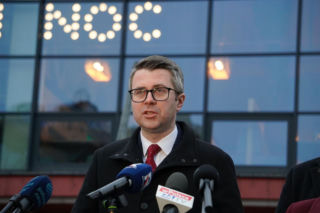 Konferencja prasowej PiS pod Halą Mirowską w Warszawie