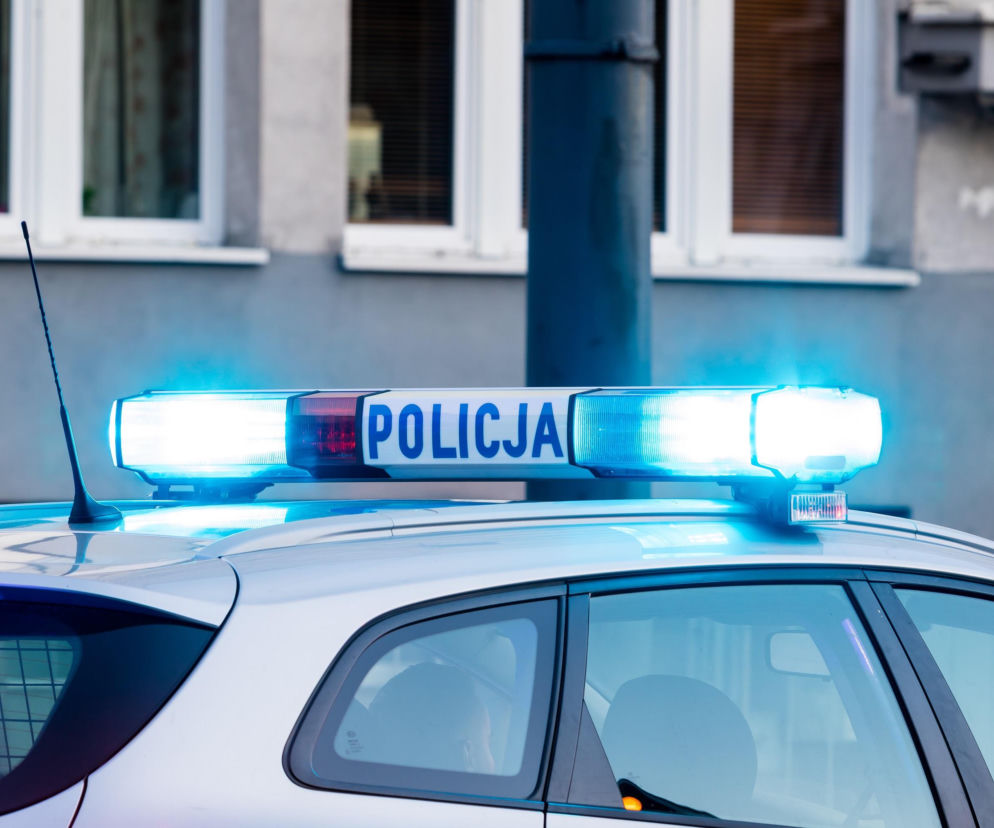 Młody mężczyzna zginął podczas strzelanimy na osiedlu. Zatrzymano jedną osobę. Sprawców mogło być więcej