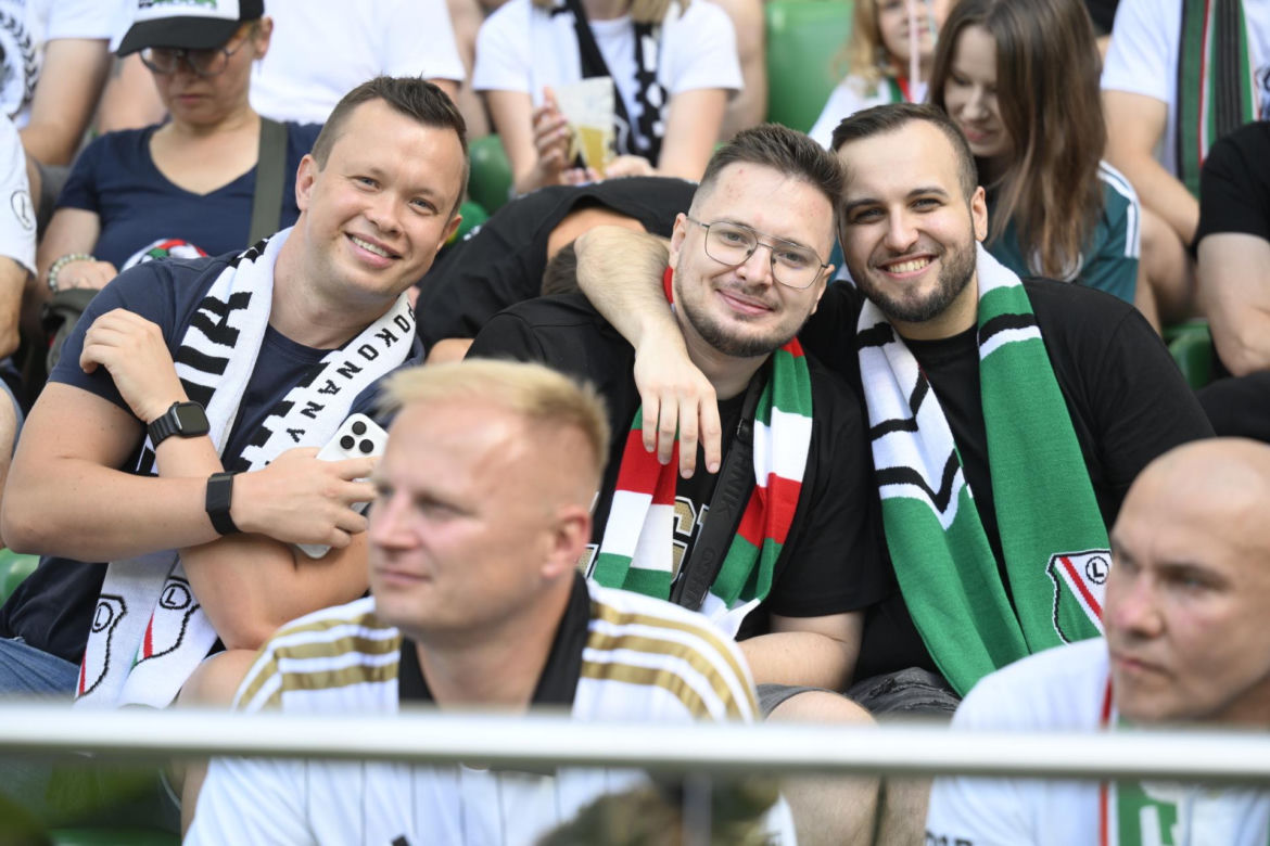 Legia Warszawa - Zagłębie Lubin: Zdjęcia kibiców