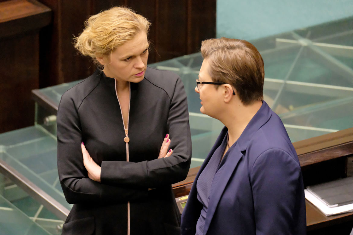 Barbara Nowacka. Kiedy bardzo tęsknię chcę zadzwonić do mamy.