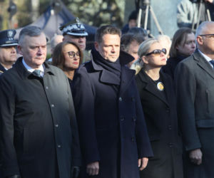 Obchody 16. rocznicy katastrofy smoleńskiej. Powązki