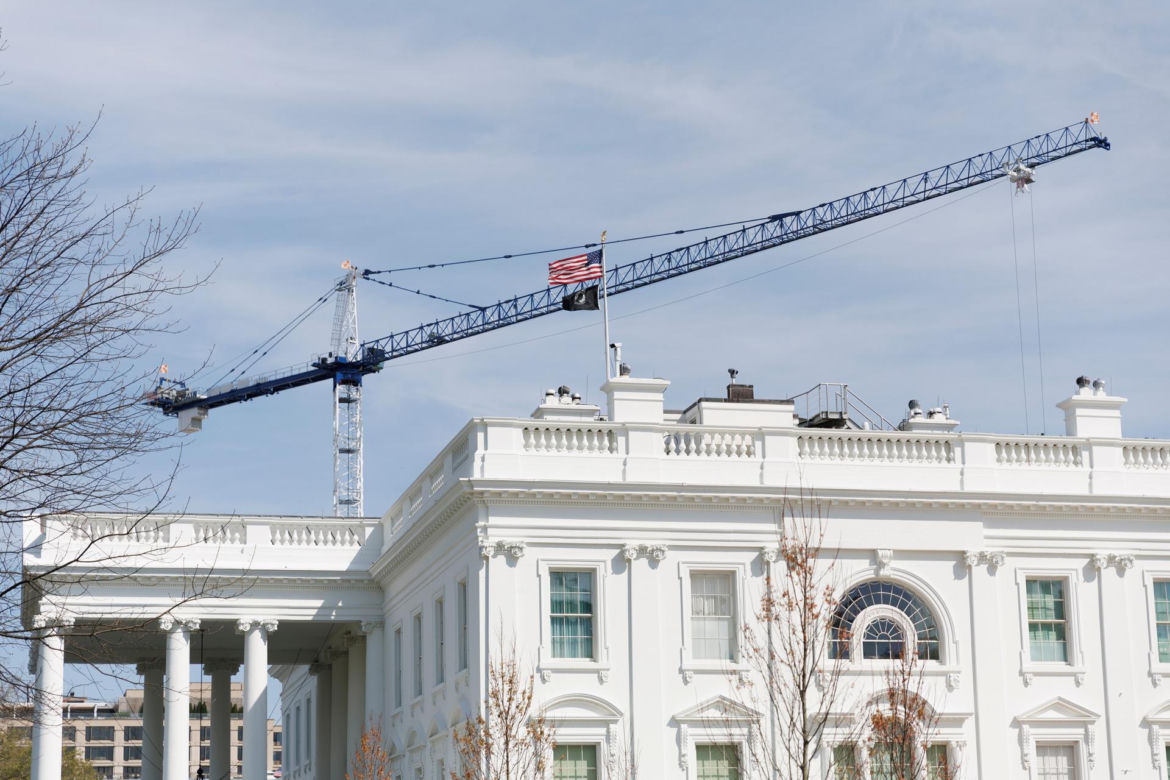 Nie będzie wielkiej sali balowej Trumpa?! Sąd blokuje budowę
