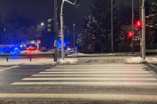 Pijany pieszy Ukrainiec, wbiegł pod auto na czerwonym świetle. Potrącony, trafił do szpitala