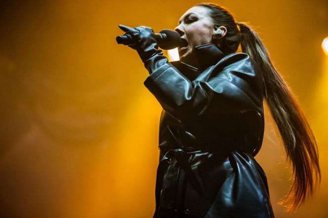 Misternie zaplanowane wizualne widowisko – Epica, Amaranthe i Charlotte Wessels zagrali w Warszawie [RELACJA]