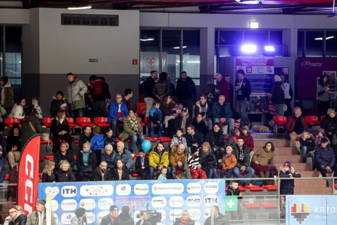Mecz hokejowy Reprezentacji Artystów Polskich i Przedsiębiorców