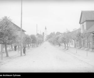 Ulica w Supraślu, 1936 r.