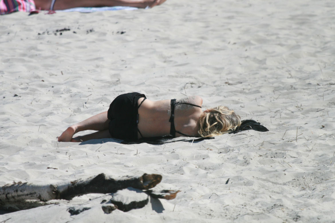 Marta Manowska zasnęła na plaży nad Bałtykiem