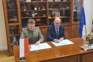 UTH podpisał umowę z Wojskowym Instytutem Techniki Pancernej i Samochodowej [FOTO]