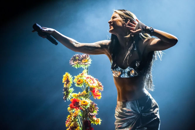 Misternie zaplanowane wizualne widowisko – Epica, Amaranthe i Charlotte Wessels zagrali w Warszawie [RELACJA]