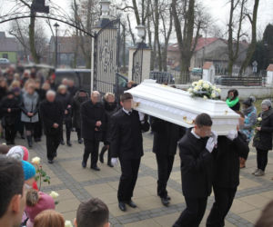 Bracia zginęli pod lodem. Tragedia w Mokobrodach