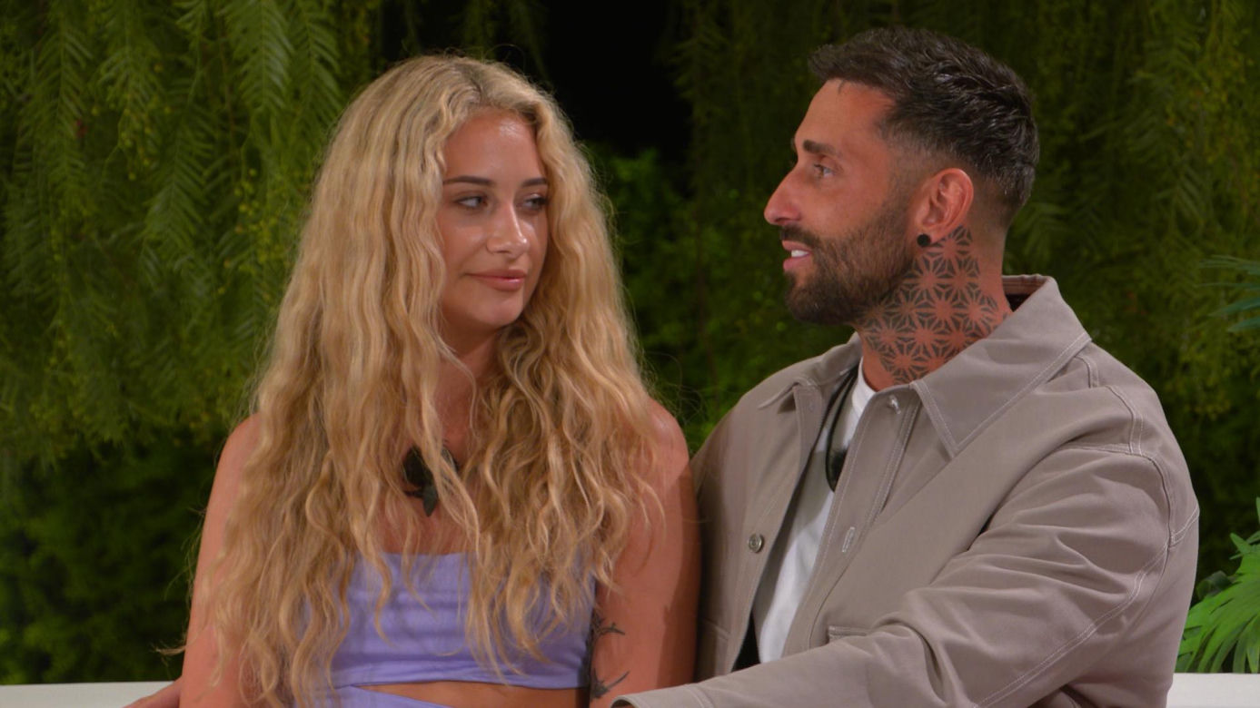 Love Island 9: Wiki podjęła decyzję! Adrian wścieknie się, jak dziecko