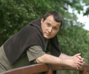 Rafał Kwietniewski to serialowy Bartek z Pierwszej miłości. Nie uwierzycie, jak wyglądał prawie 20 lat temu!