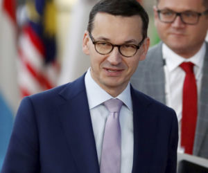 Morawiecki zyskuje, Tusk traci