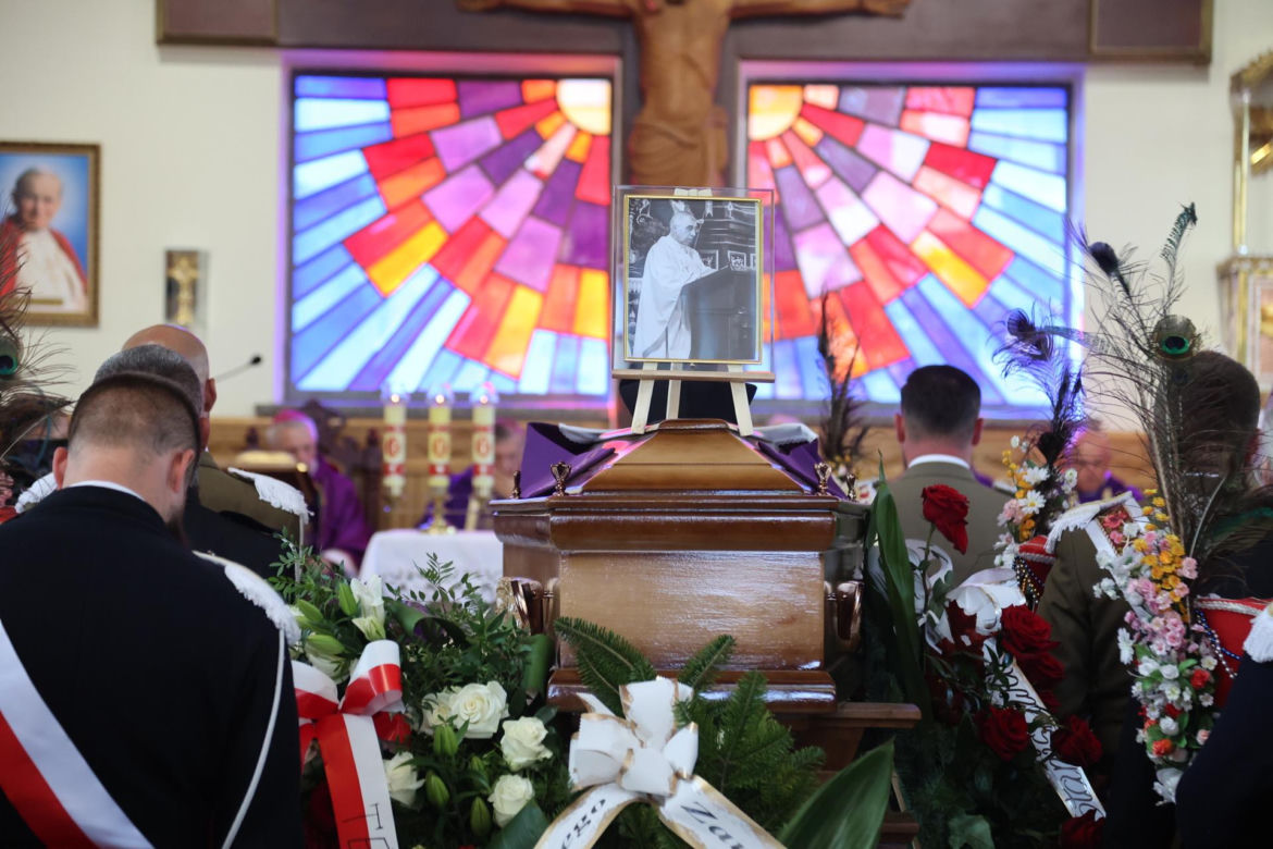 Pogrzeb księdza Stanisława w Grzęsce