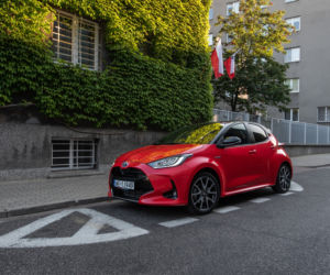 2020 Toyota Yaris 1.5 HYBRID Premiere Edition (Tokyo Fusion)