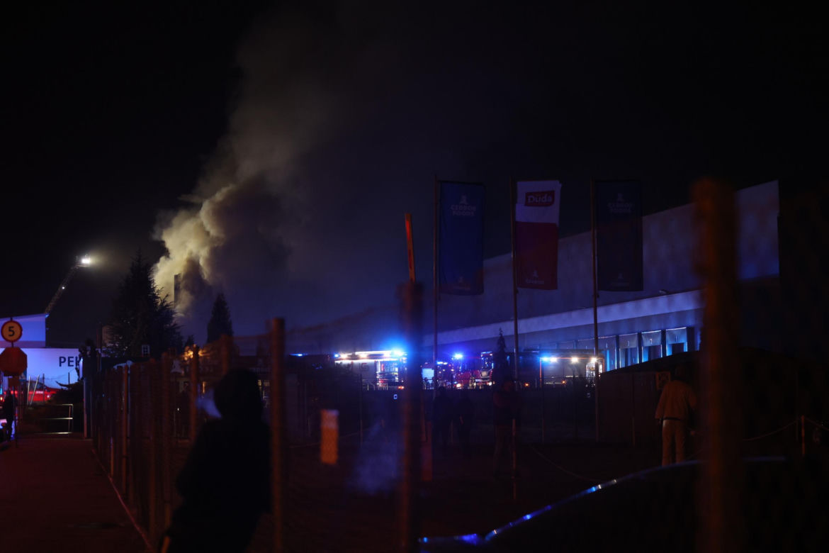 Pożar hali w Sosnowcu