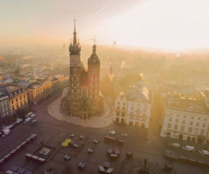 Te ujęcia pokazują, czym oddychamy w Krakowie. Zobacz miasto tonące w smogu [ZDJĘCIA]
