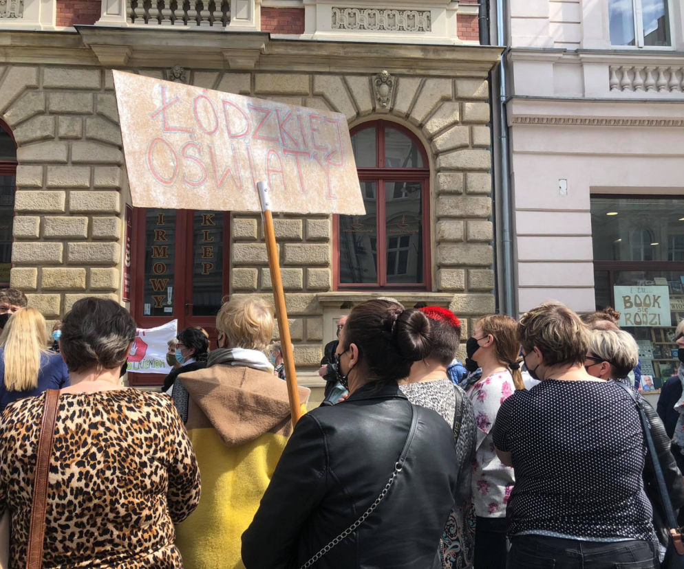 Łódź. Protest pracowników szkół