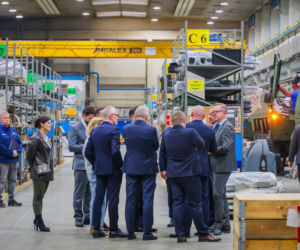 Rosomak z gigantycznym wsparciem 57 mln zł. Zwiększenie produkcji i linia dla Legwanów