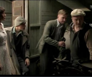 Czas honoru Powstanie 7 sezon odc. 2. Michał (Kuba Wesołowski), Celina (Olga Bołądź), Wilk (Adam Fidusiewicz), Karkowski (Bartek Kasprzykowski)
