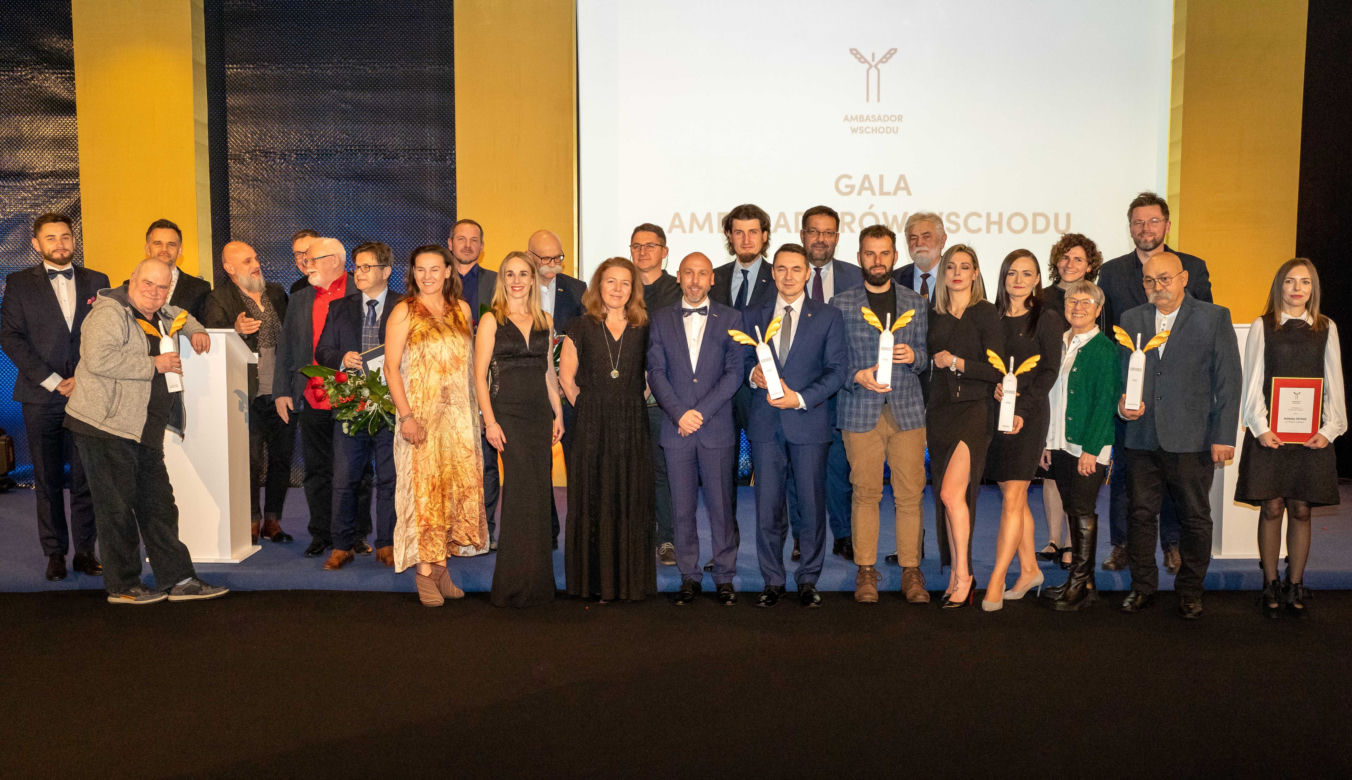 ZOBACZ ZDJĘCIA z Gali wręczenia statuetek AMBASADOR WSCHODU 2021: