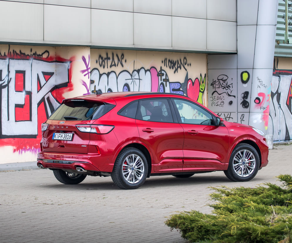 Ford Kuga 2.5 Hybrid 190 KM e-CVT FWD ST-Line