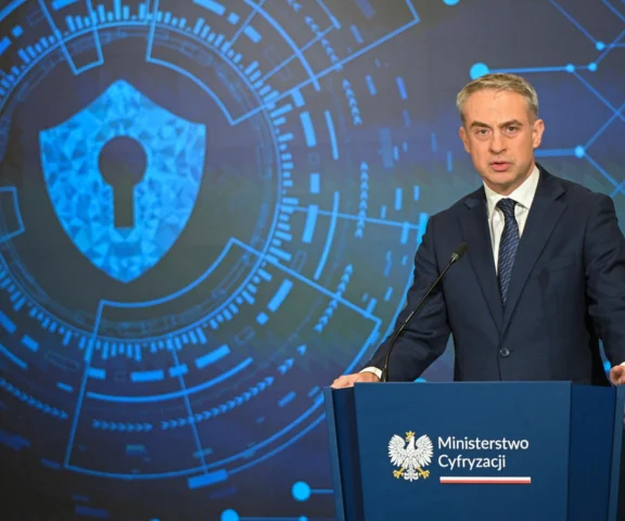 Polska wyłącza rządowe strony. Wykryto poważną lukę