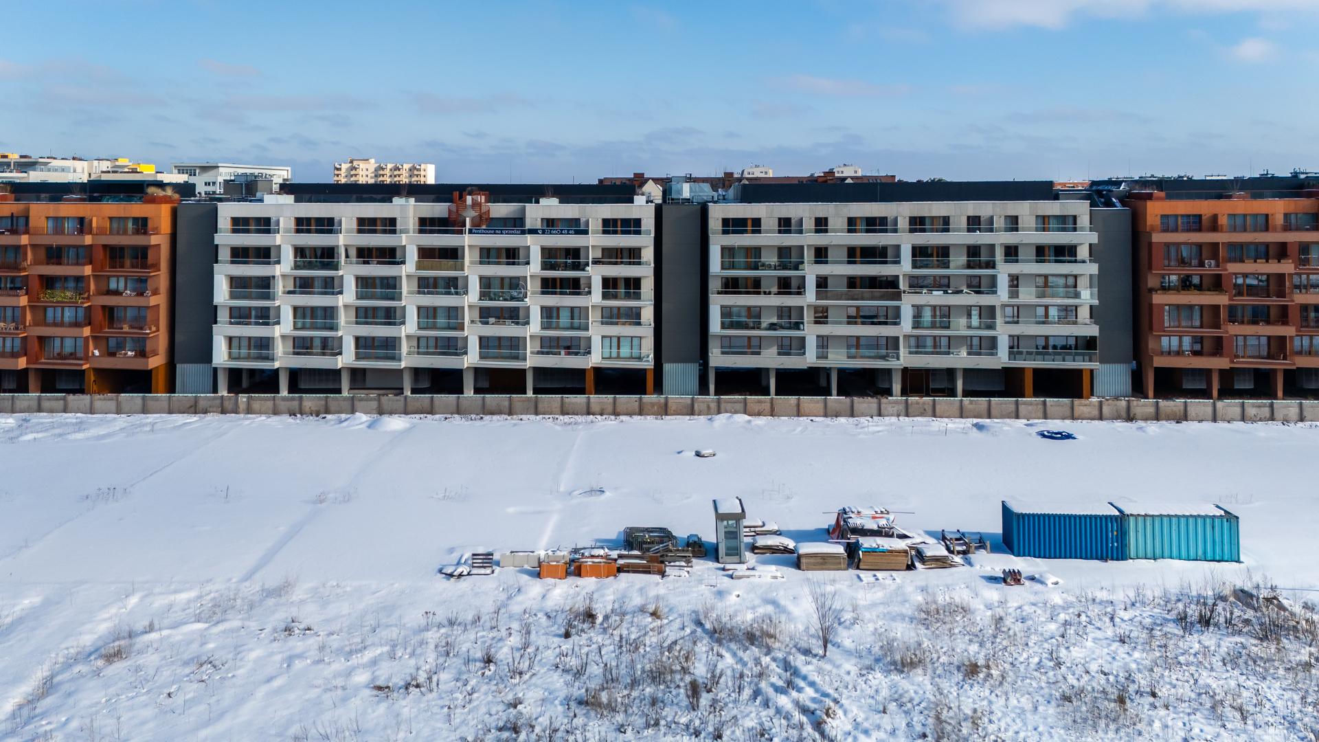 Działka po dawnym Tesco na Kabatach w Warszawie