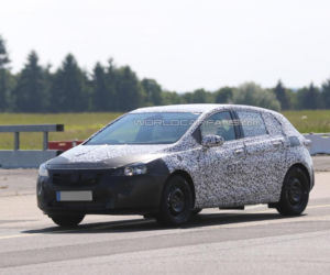 Opel Astra 2015 - zdjęcia szpiegowskie