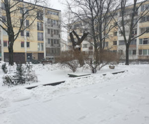 Zima w Warszawie. Zasypane chodniki, ulice, place [GALERIA]