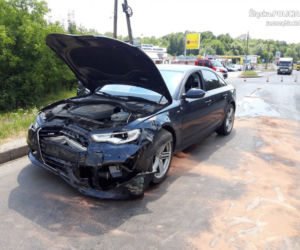 Kolizja Audi i Daewoo. Nie żyje 93-latek