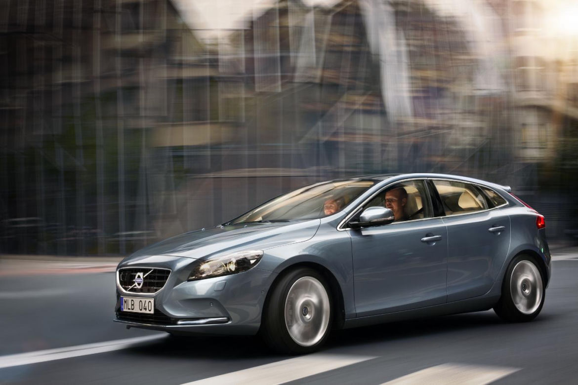 NOWE VOLVO V40