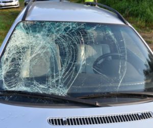 Mazowieckie. Nie żyje 58-latek, 66-latek reanimowany. Na policję zgłosił się roztrzęsiony kierowca bmw [ZDJĘCIA]