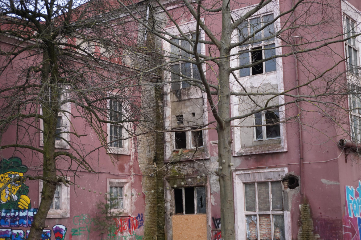Opuszczona fabryka w Fastach na obrzeżach Białegostoku