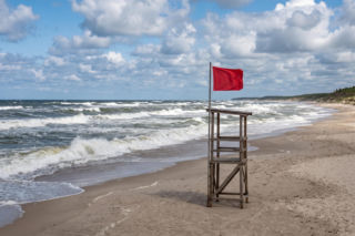 Sinice Łazy. Czy w Łazach można się kąpać 20.07? Flaga, warunki pogodowe
