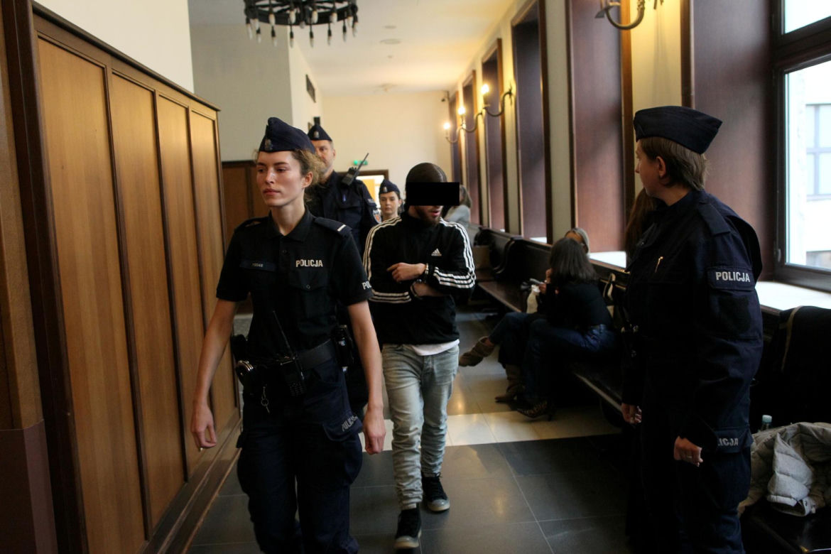 Zabił, bo chciał złoty łańcuch? Świadkowie zeznają przeciwko zawodnikowi KSW
