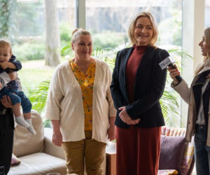 Na dobre i na złe odc. 847. Bolek (Sławomir Zapała), Jadzia (Aldona Jankowska), Brajanek (Ksawery Sudoł), Barbara Saska (Anna Bonna)