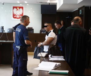 Truli lokatorów i przejmowali ich mieszkania. Szokujące metody działania gangu. „Sąd popełnił błąd”