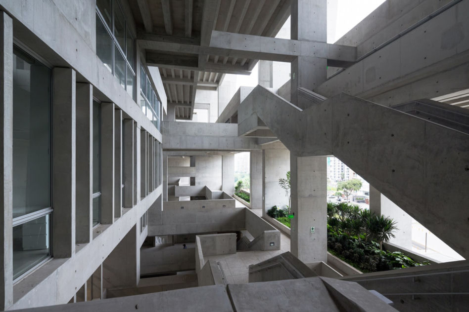 Grafton Architects: Yvonne Farrell i Shelley McNamara z Pritzker Prize 2020 [GALERIA]