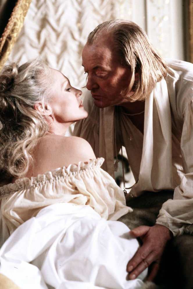 Ursula Andress straciła miliony! Dramat legendarnej "dziewczyny Bonda"