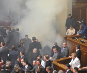 Zamieszki w parlamencie na Ukrainie 