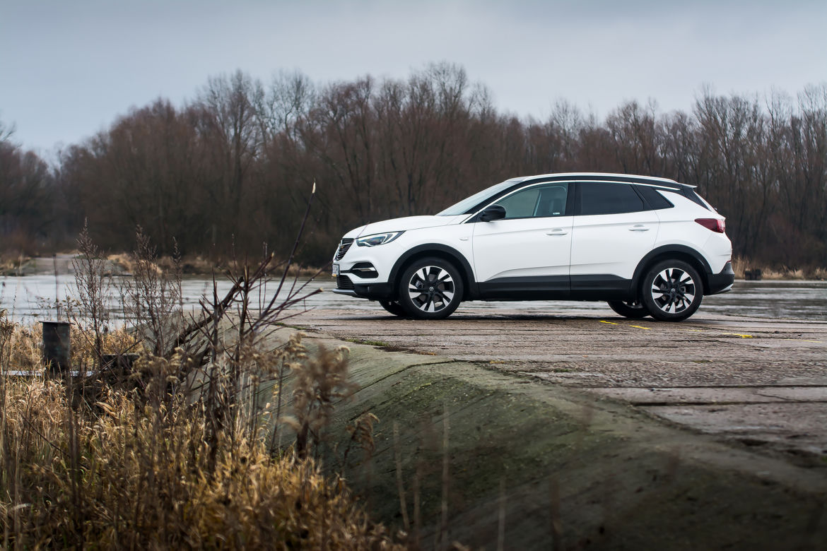 Opel Grandland X 1.2 Turbo 130 KM M6 Elite