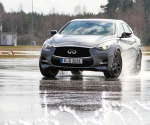 Infiniti Q30 na Torze Jastrząb 