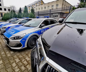 Hyundai i30 Wagon i Toyota Land Cruiser zasiliły flotę białostockiej policji. Nowe radiowozy wyjechały już na drogi