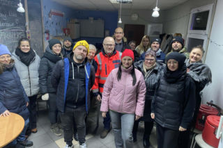 Wigilia w Coffee House Waryńskiego 19. Święty Mikołaj przyszedł do potrzebujących wsparcia