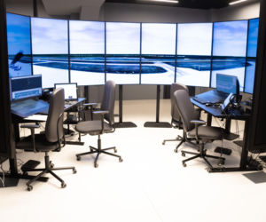 Wieżę lotniczą z Pyrzowic przeniesiono do Katowic. Kosztowało to 5 mln zł. Cel? Edukacja