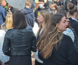 Koledzy żegnają swoją Madzię. Cześć Jej pamięci!. Łzy, rozpacz i niezrozumienie. Nie tak miał wyglądać koniec roku szkolnego [ZDJĘCIA]