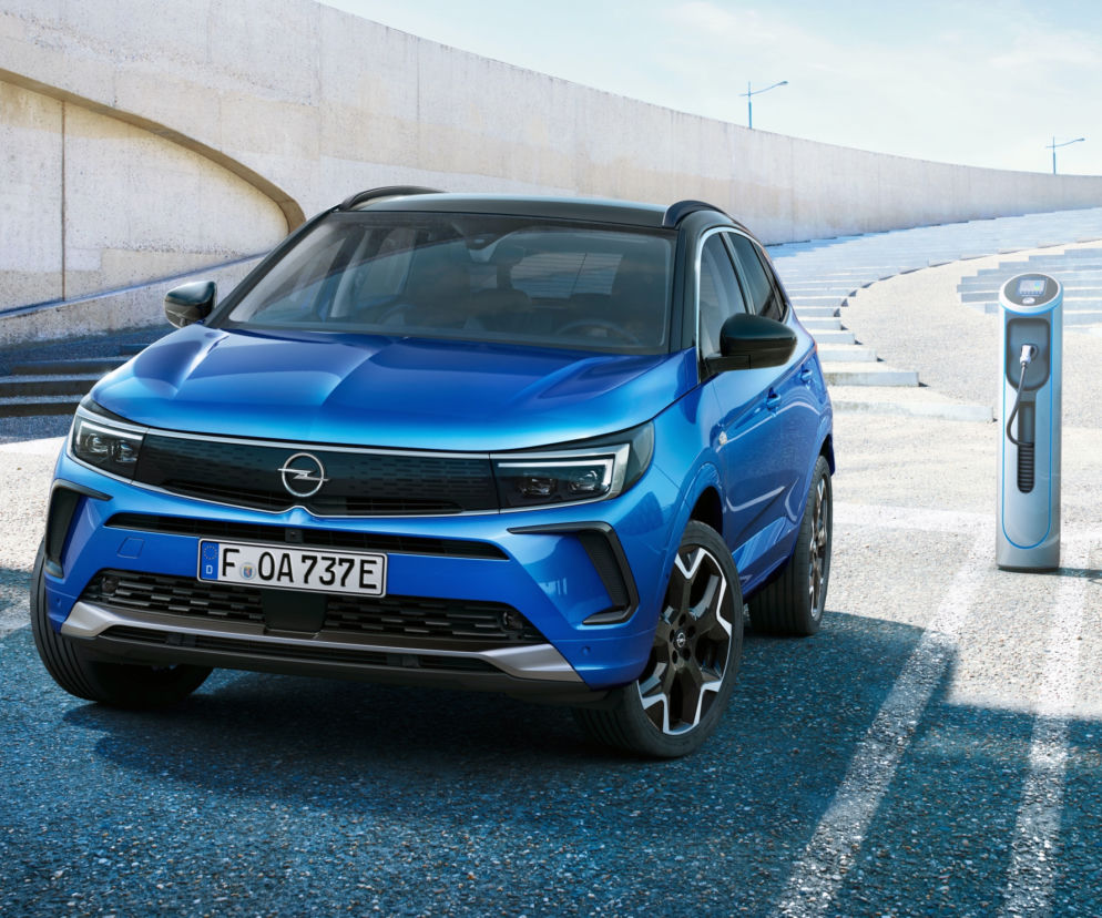 Opel Grandland Hybrid4 lifting 2021